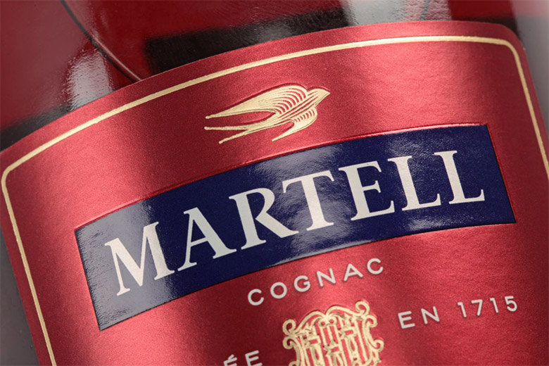 有着300多年历史的马爹利 （Martell）换了LOGO和新包装